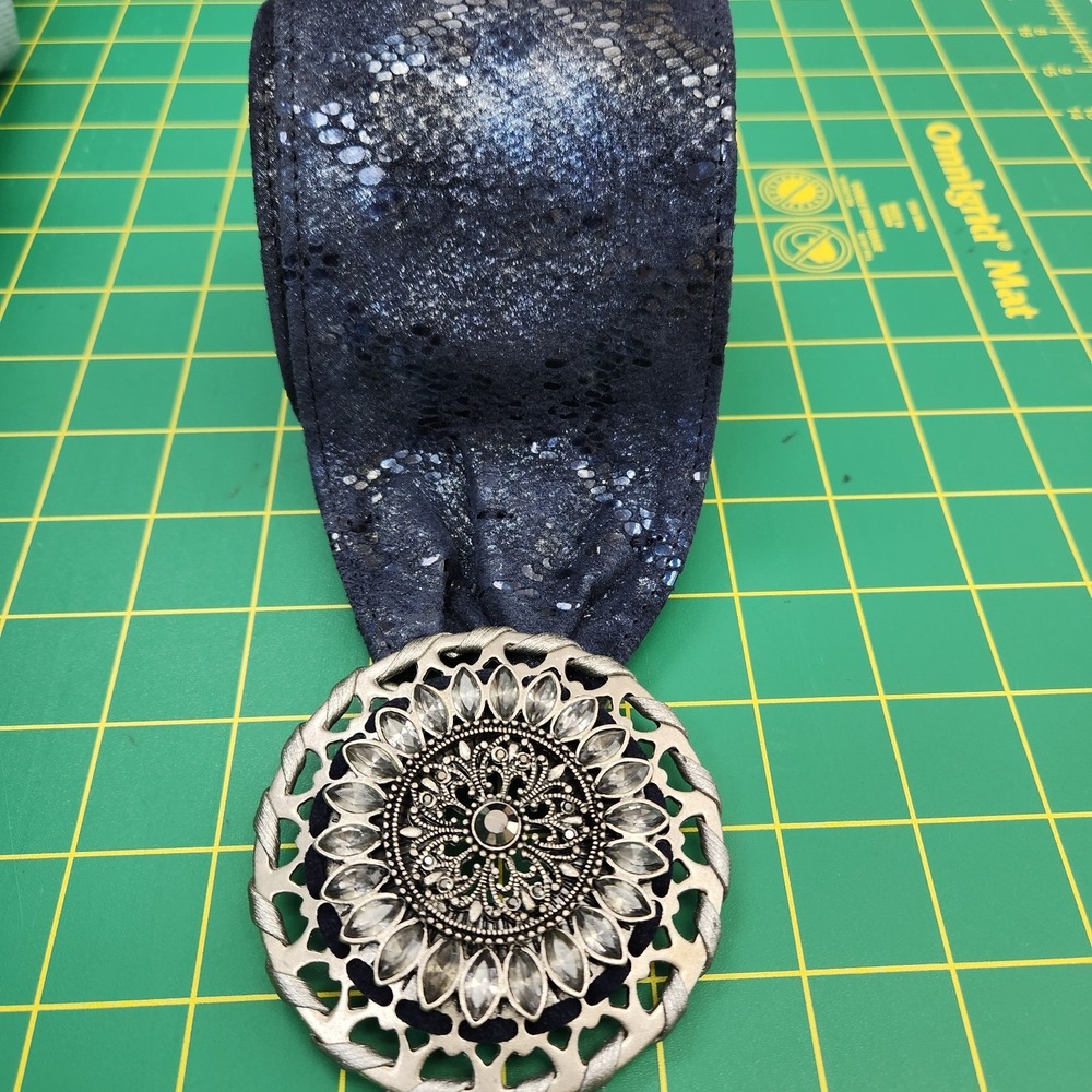 Chicos M-L Decorative Rhinestone Buckle Metallic Belt Soft Leather Blue 3 1/4" W